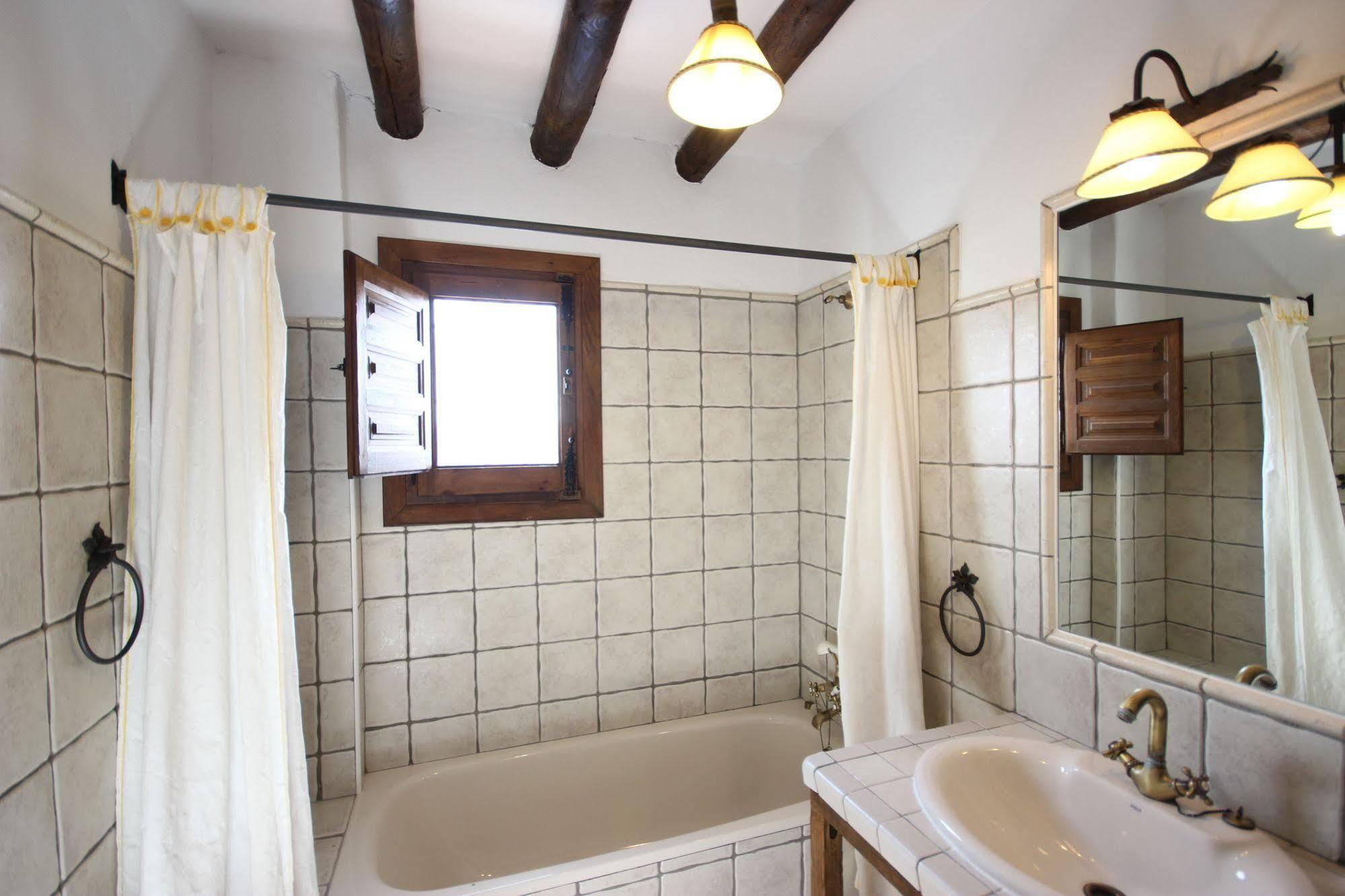 Casas De Cantoblanco Viñuela Esterno foto